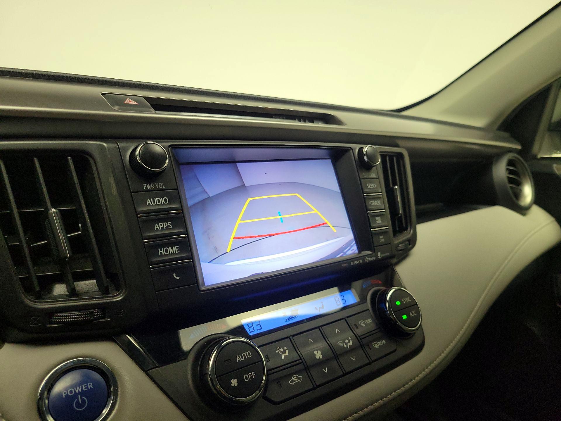 Thumbnail: 2018 Toyota RAV4 - 15