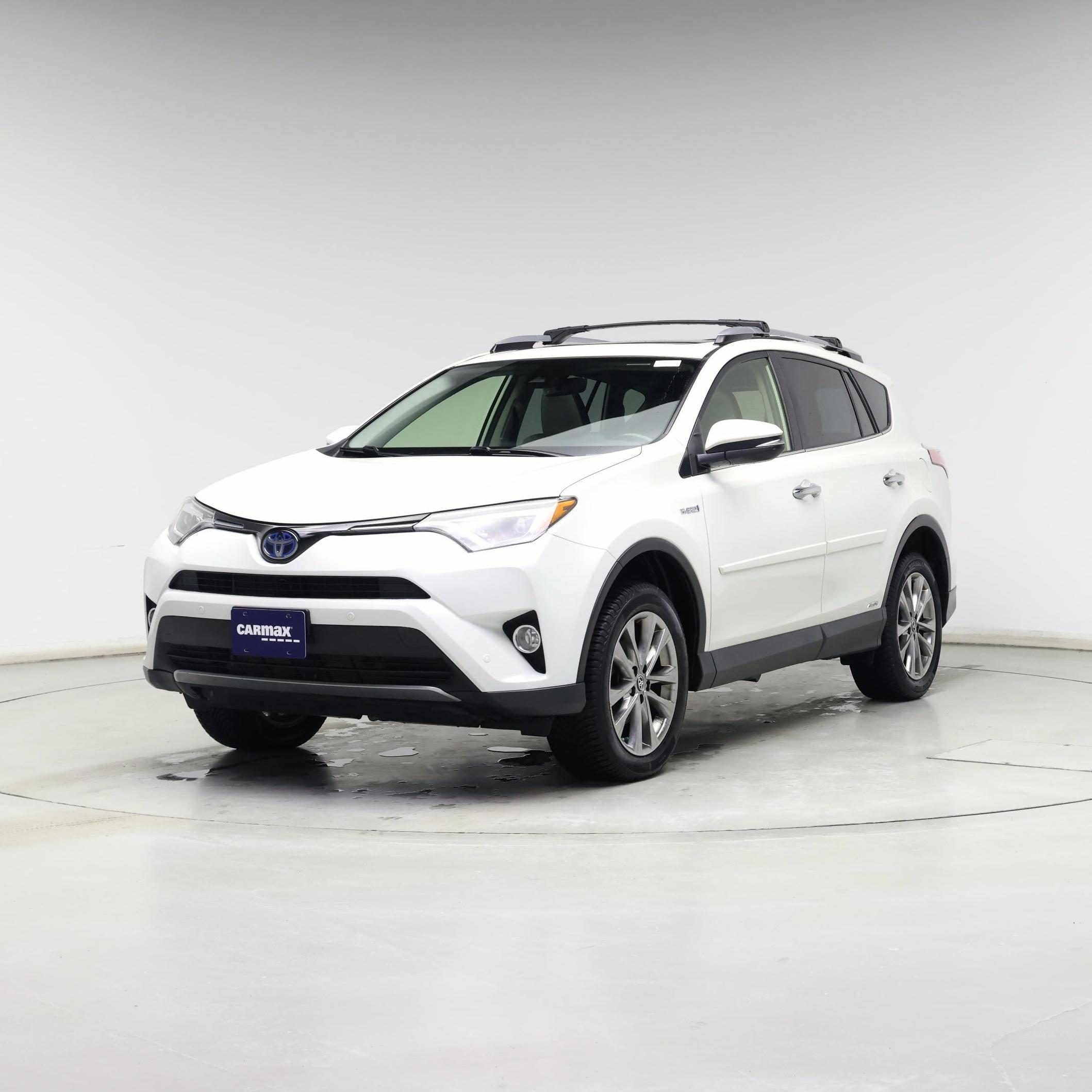 Thumbnail: 2018 Toyota RAV4 - 4