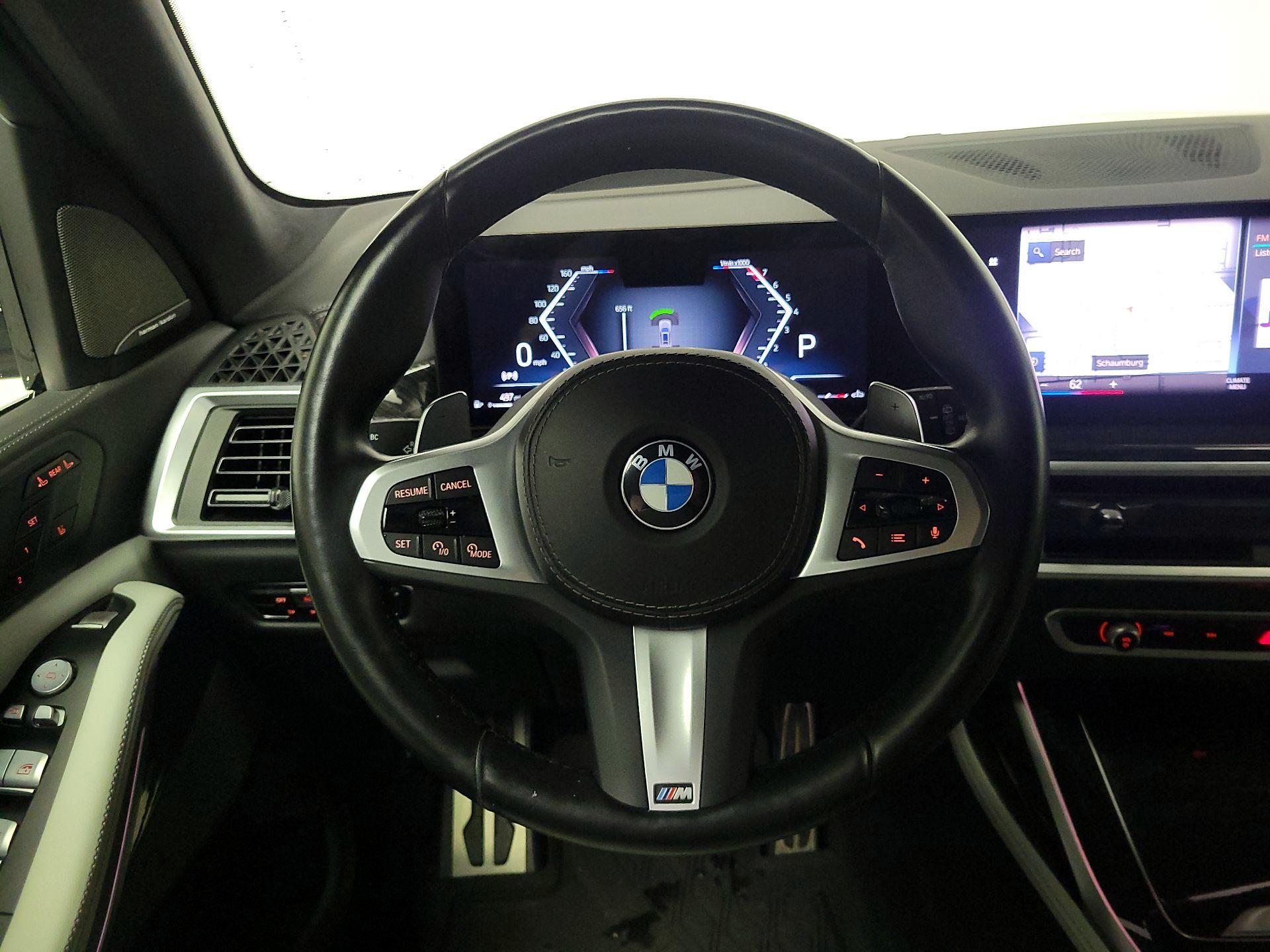 Thumbnail: 2023 BMW X7 - 10