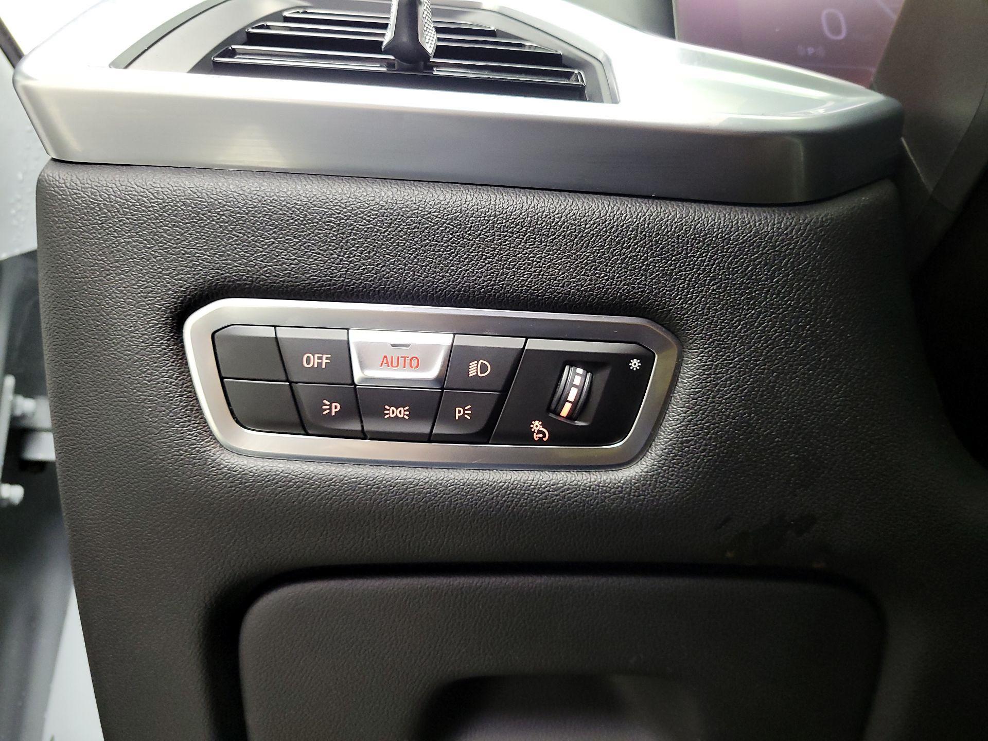 Thumbnail: 2023 BMW X7 - 13