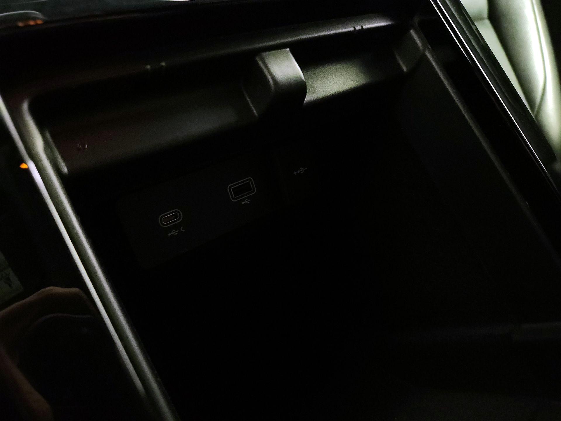 Thumbnail: 2022 Land Rover Range Rover Evoque - 19