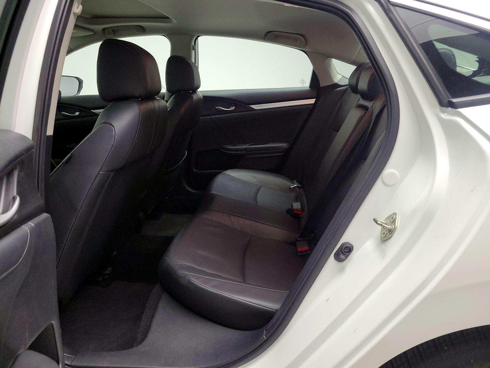 Thumbnail: 2016 Honda Civic - 20