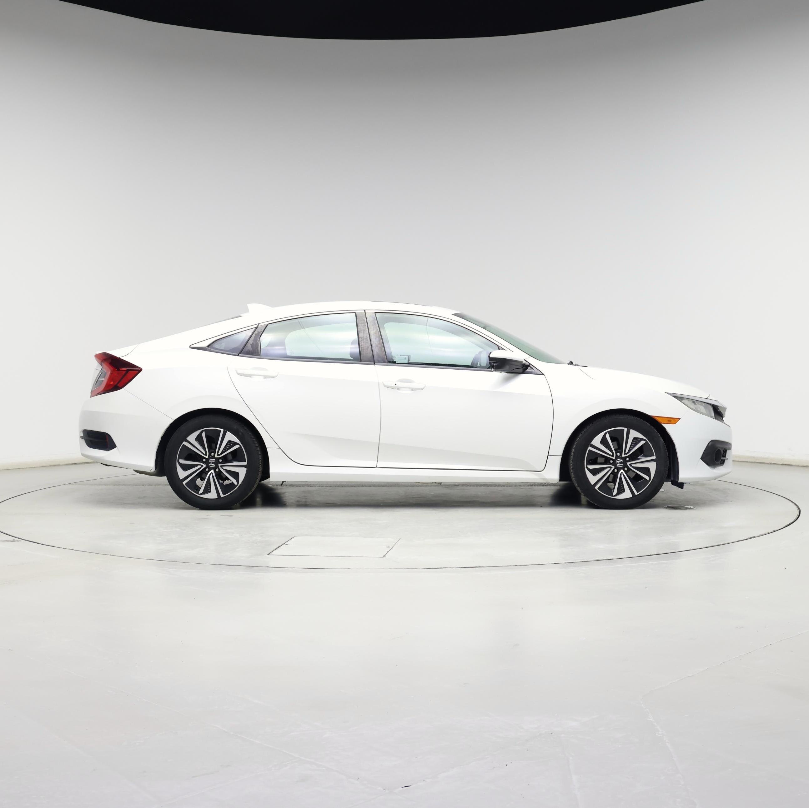 Thumbnail: 2016 Honda Civic - 7