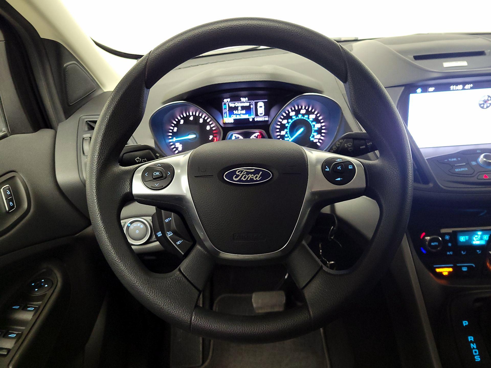 Thumbnail: 2016 Ford Escape - 10