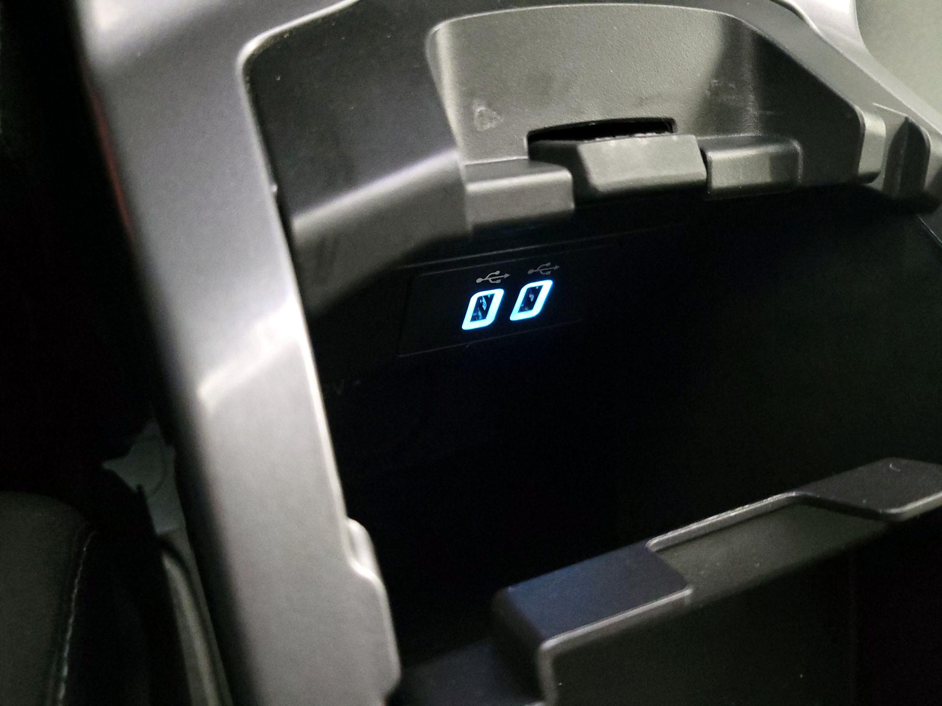 Thumbnail: 2016 Ford Escape - 18