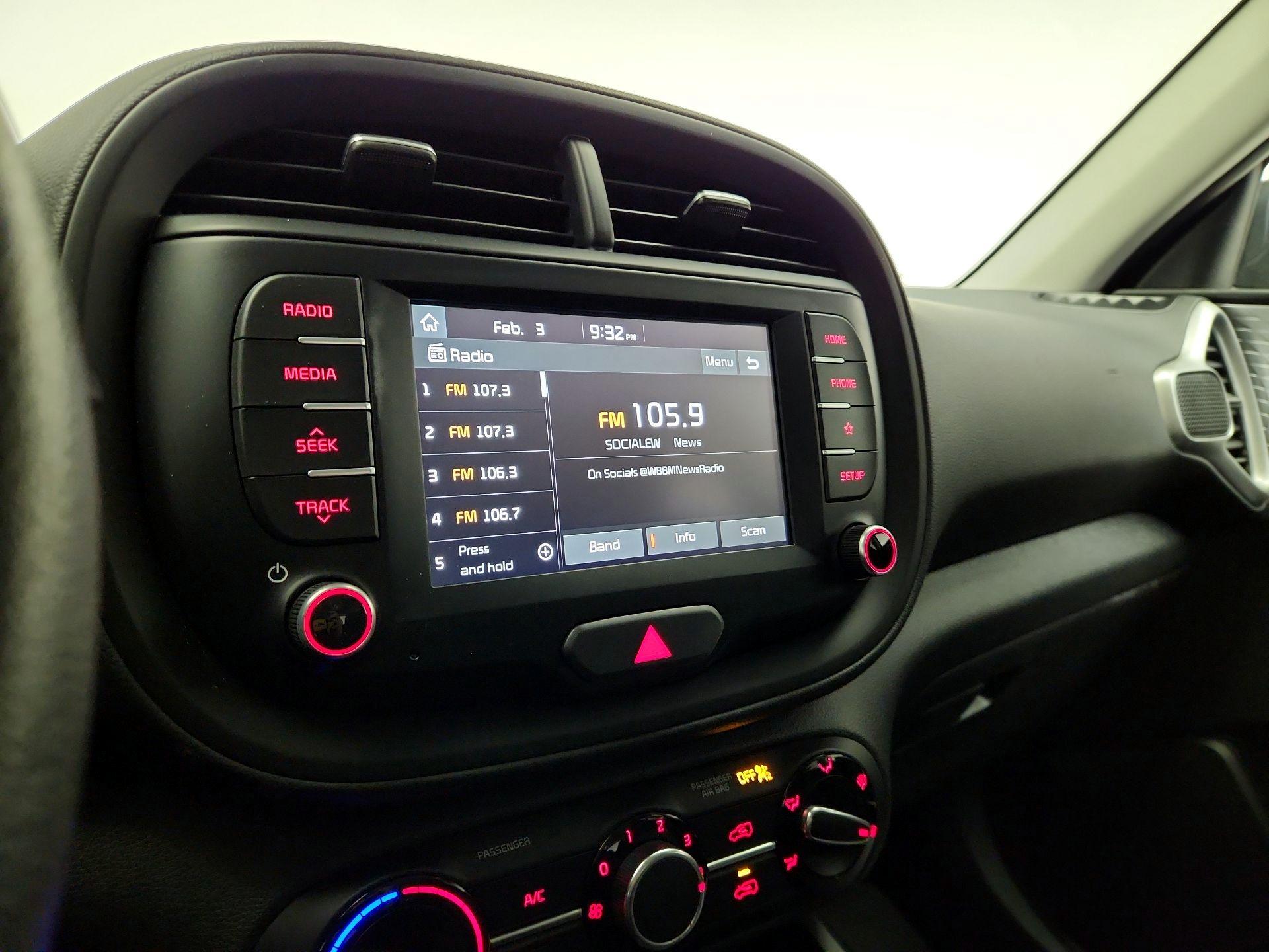 Thumbnail: 2020 Kia Soul - 15