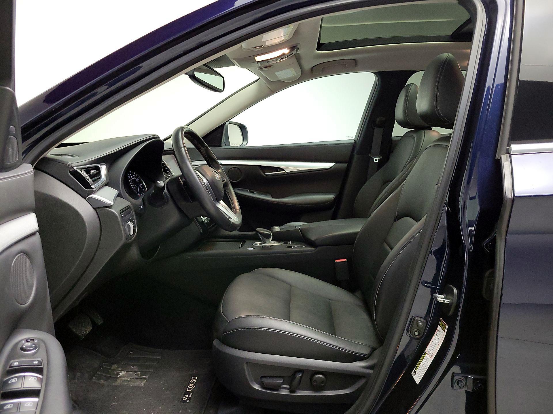 Thumbnail: 2019 INFINITI QX50 - 11