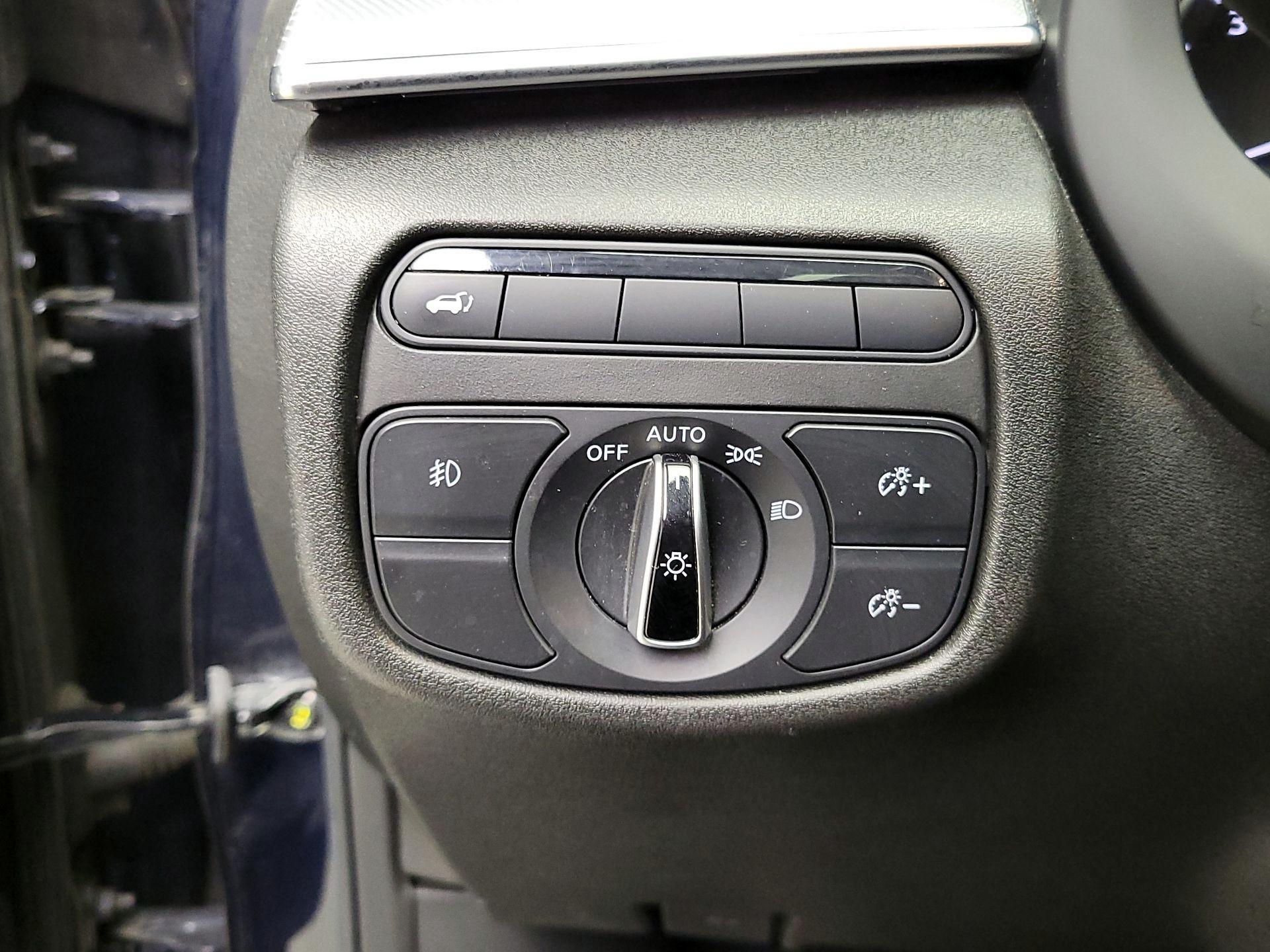 Thumbnail: 2019 INFINITI QX50 - 13