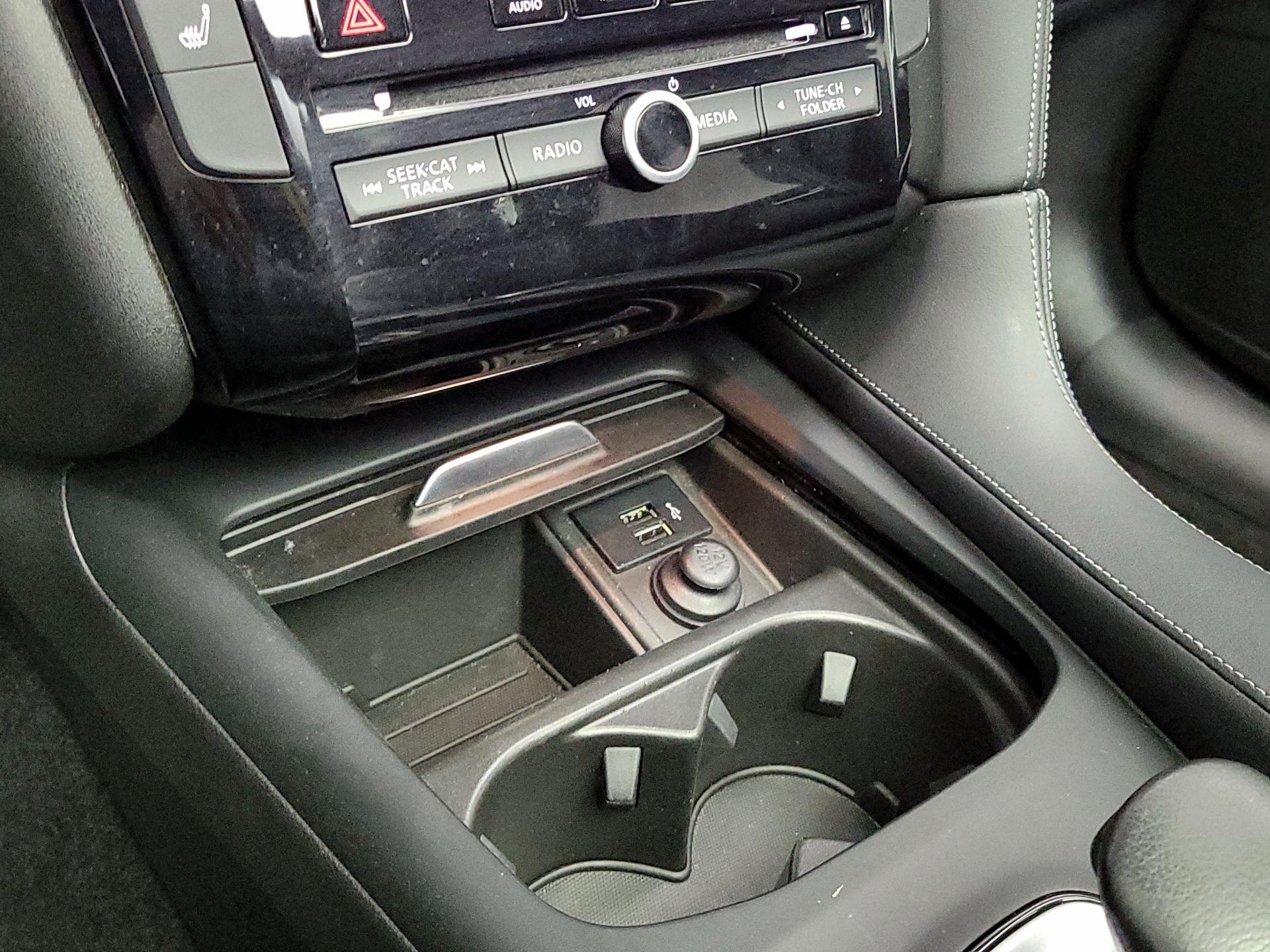 Thumbnail: 2019 INFINITI QX50 - 19