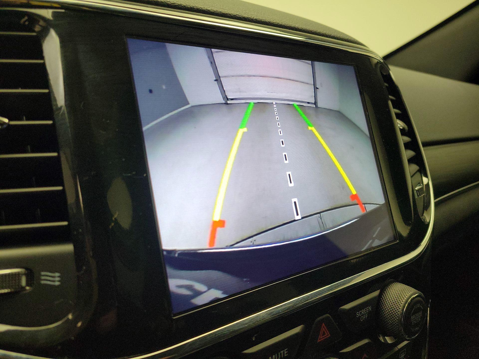 Thumbnail: 2022 Jeep Grand Cherokee - 13