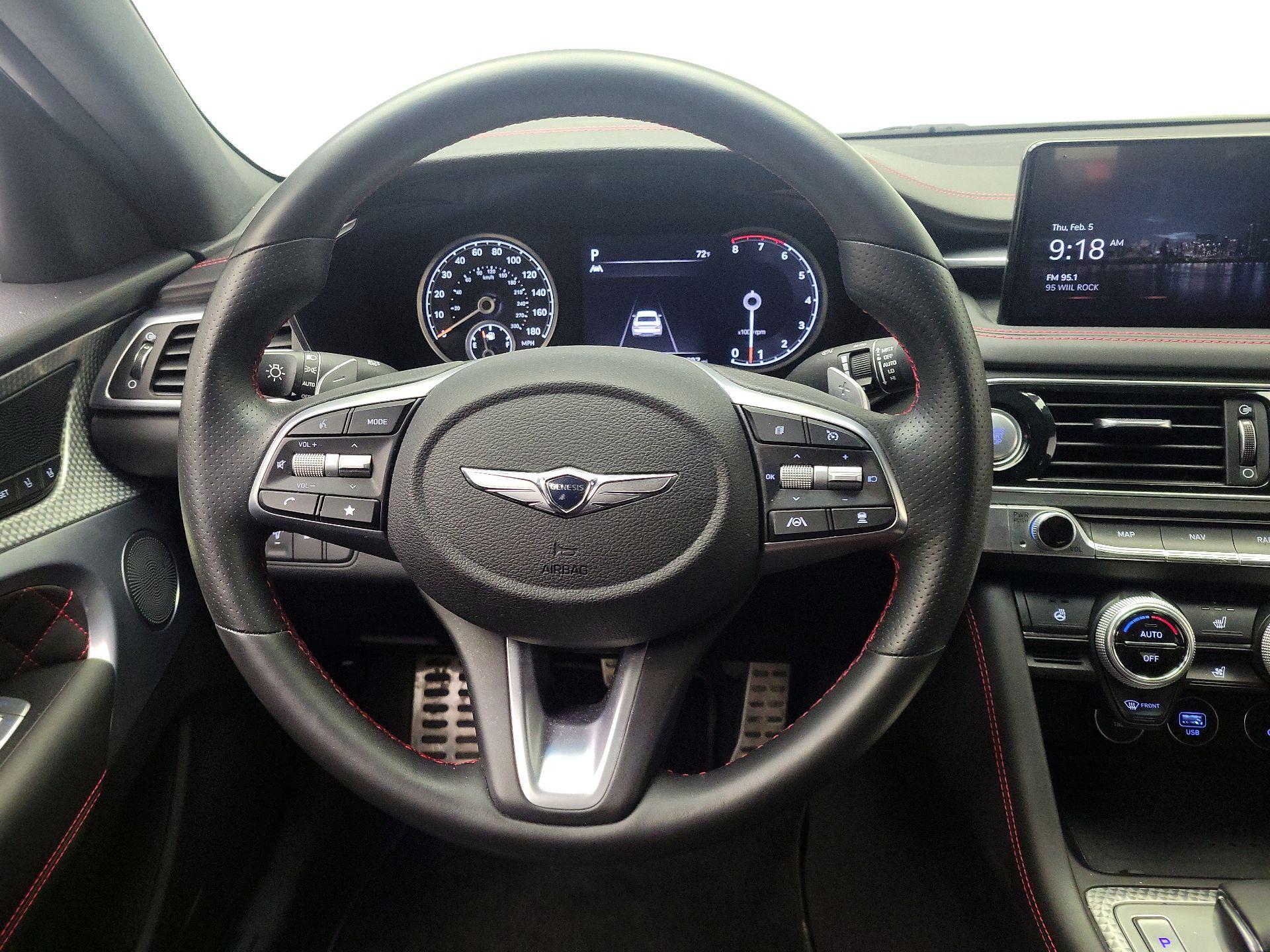 Thumbnail: 2023 Genesis G70 - 10