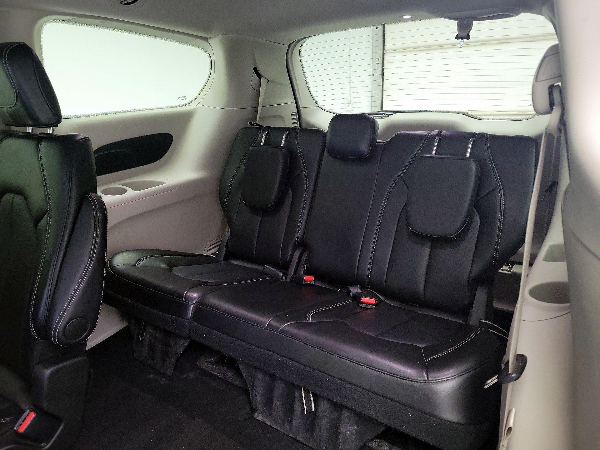 Thumbnail: 2024 Chrysler Pacifica - 19