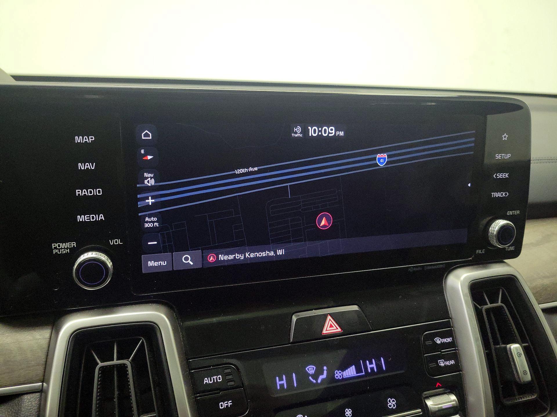 Thumbnail: 2023 Kia Sorento - 14