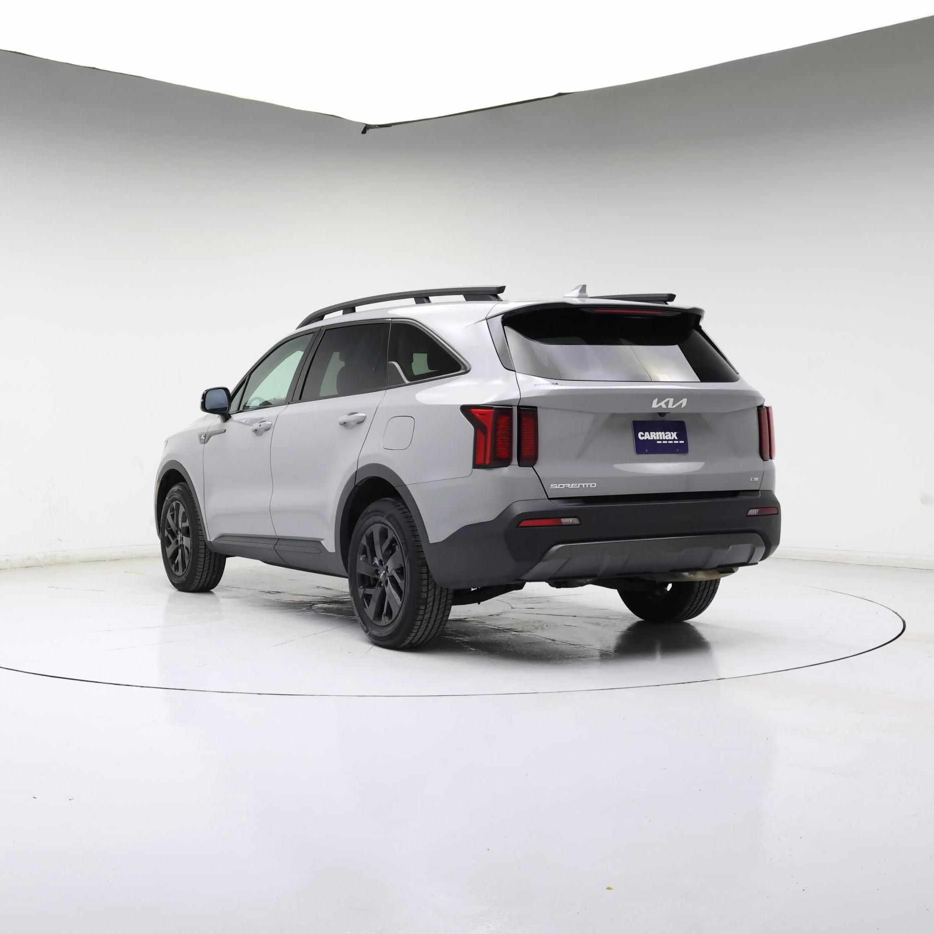 Thumbnail: 2023 Kia Sorento - 2