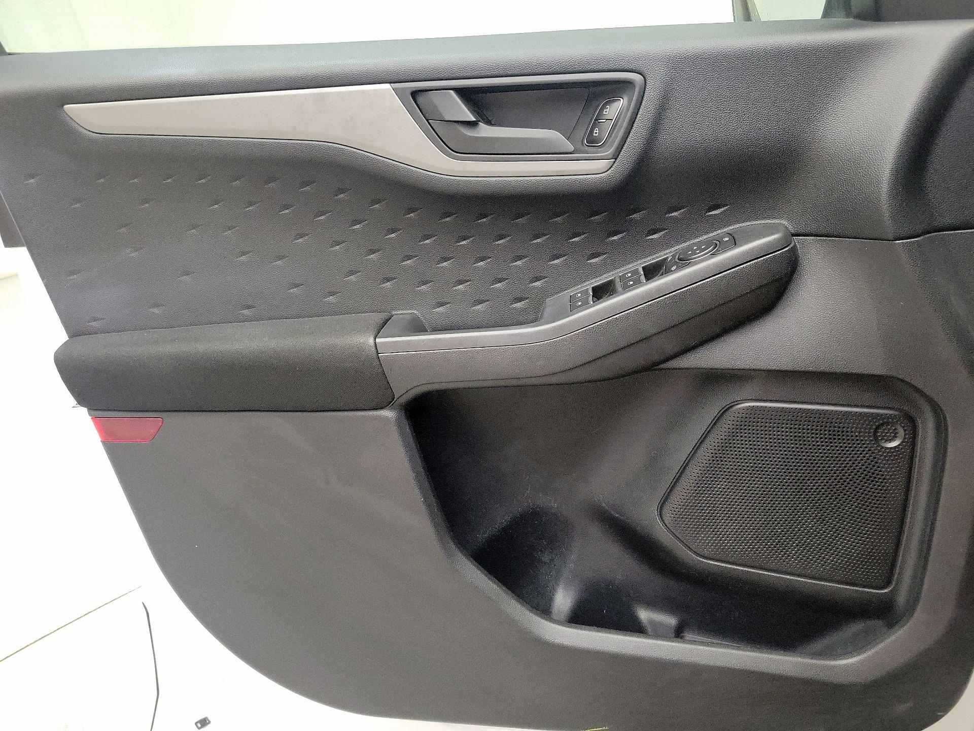 Thumbnail: 2020 Ford Escape - 12