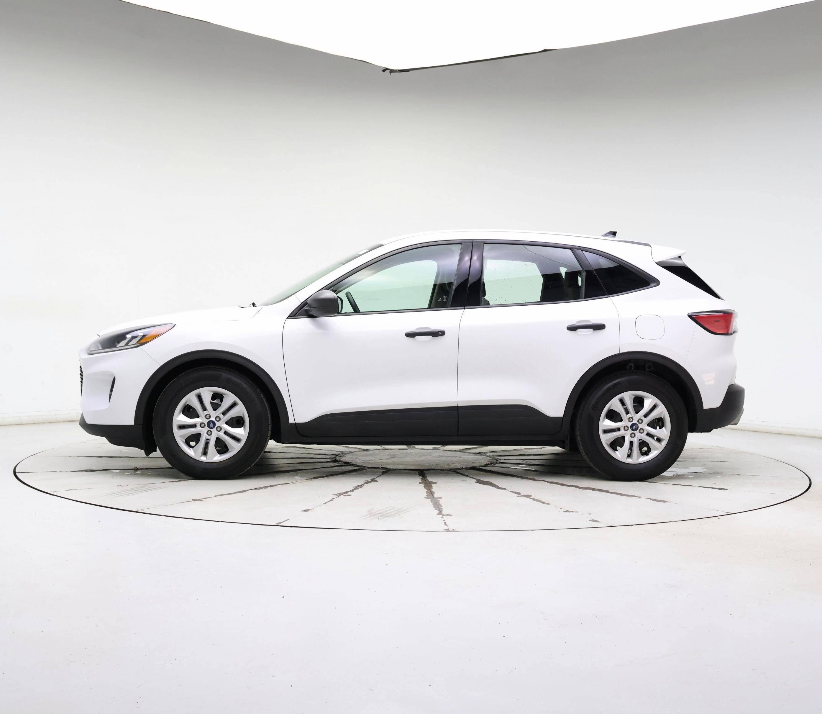 Thumbnail: 2020 Ford Escape - 3