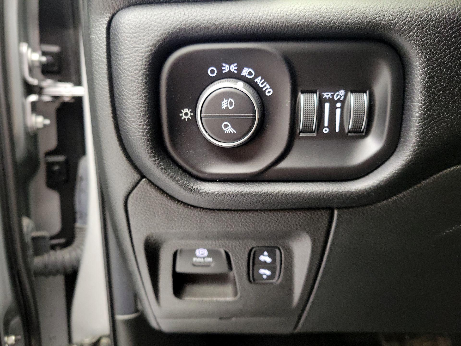 Thumbnail: 2022 RAM 1500 - 13