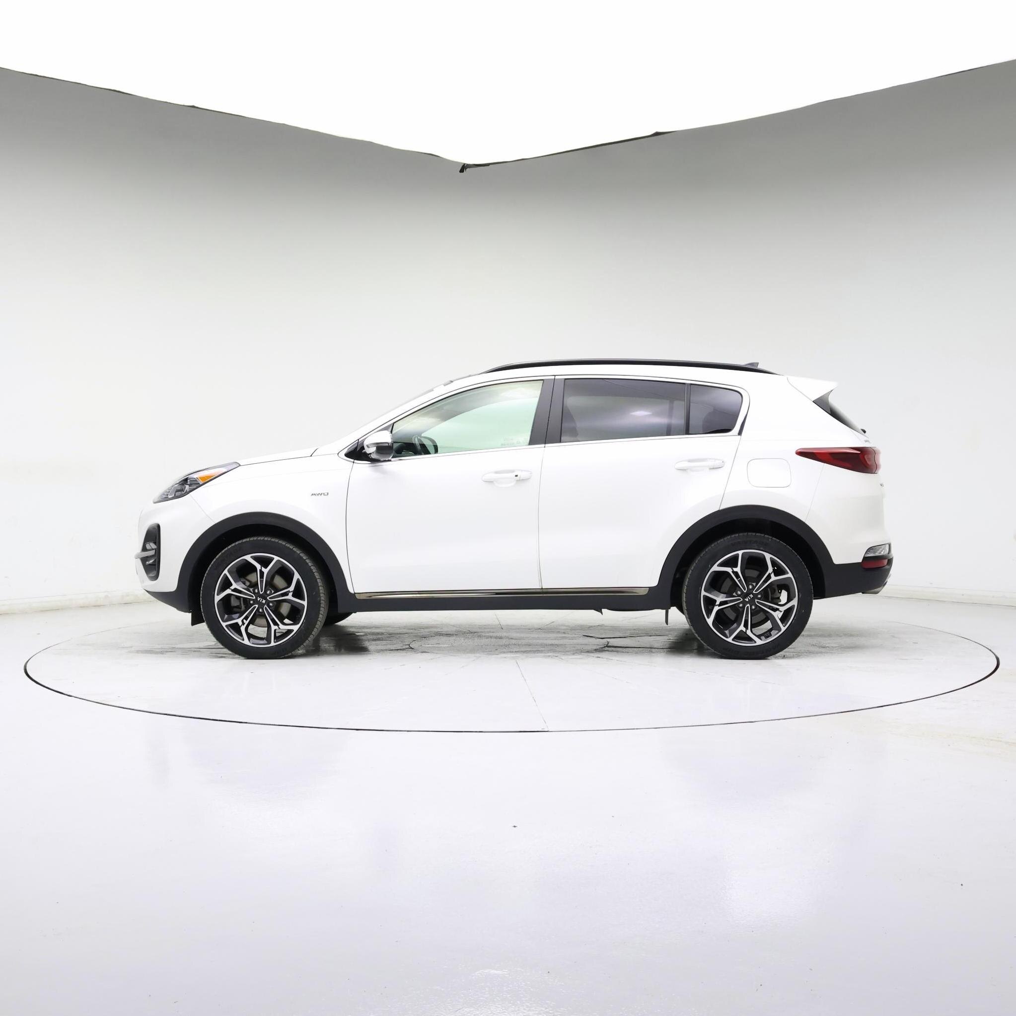 Thumbnail: 2022 Kia Sportage - 3