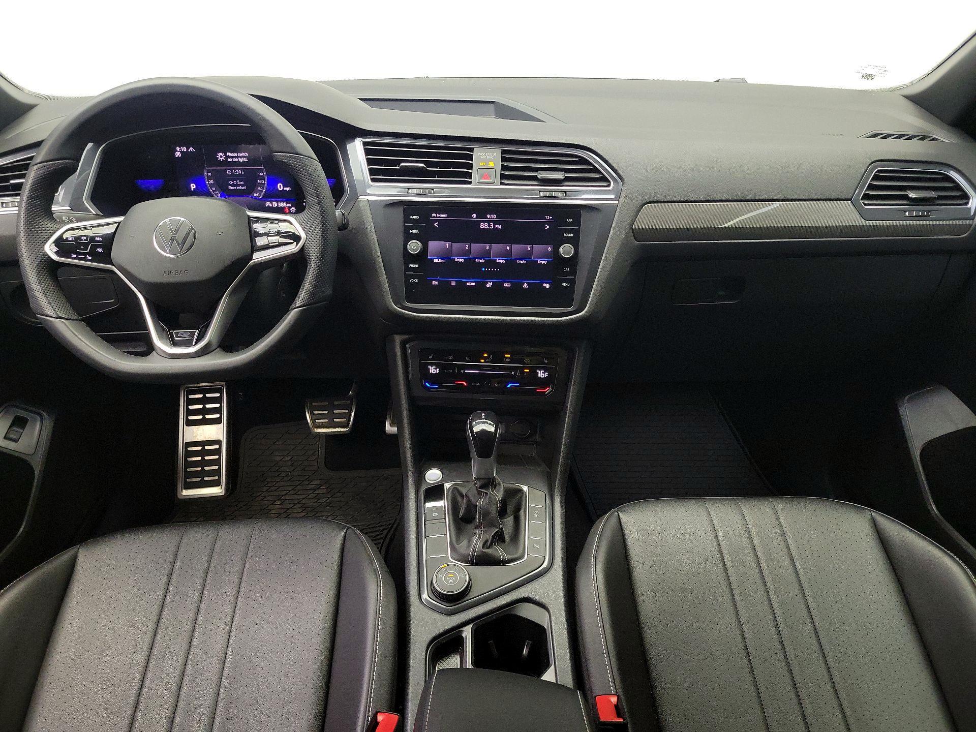 Thumbnail: 2022 Volkswagen Tiguan - 9