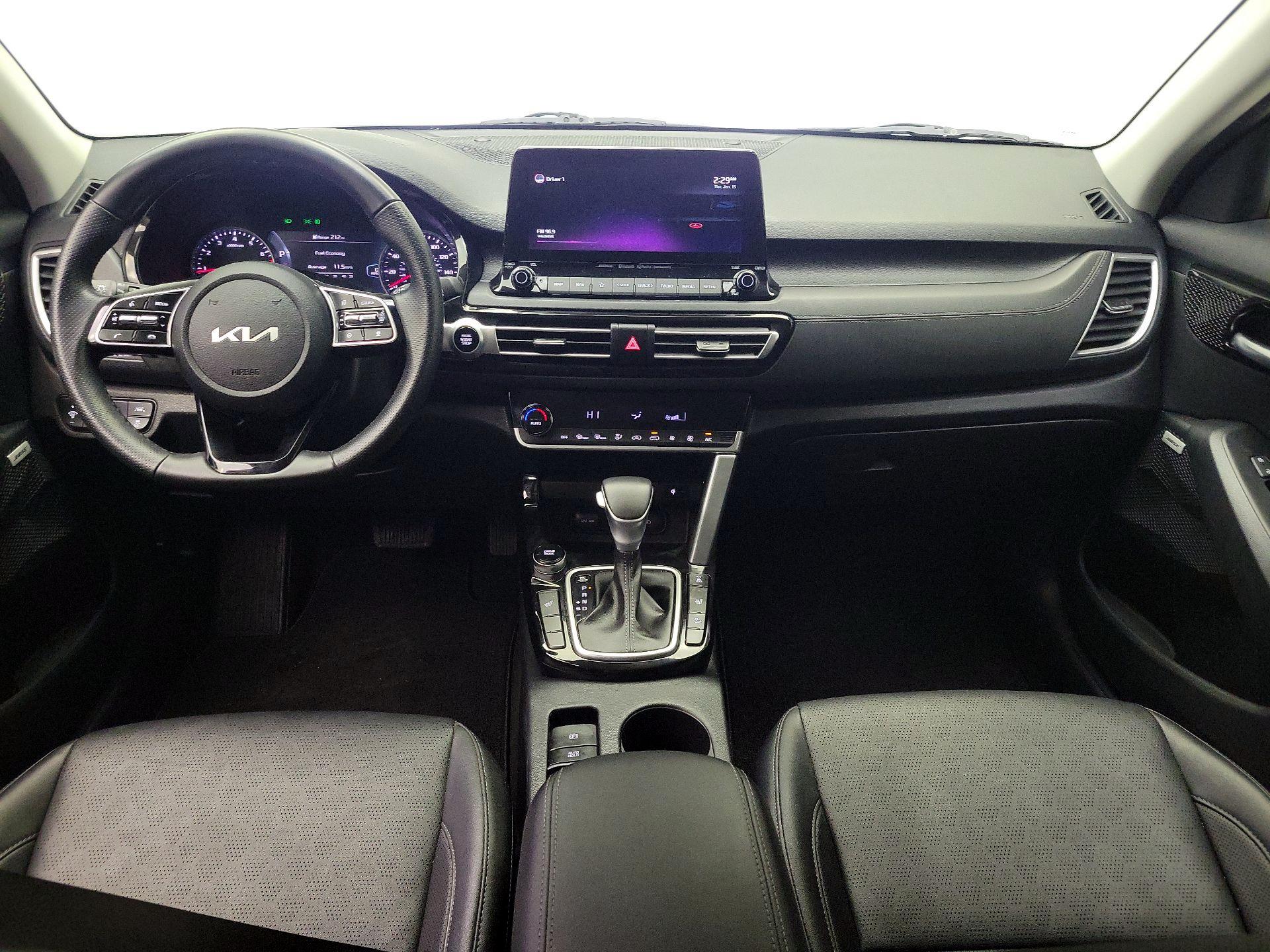 Thumbnail: 2022 Kia Seltos - 9