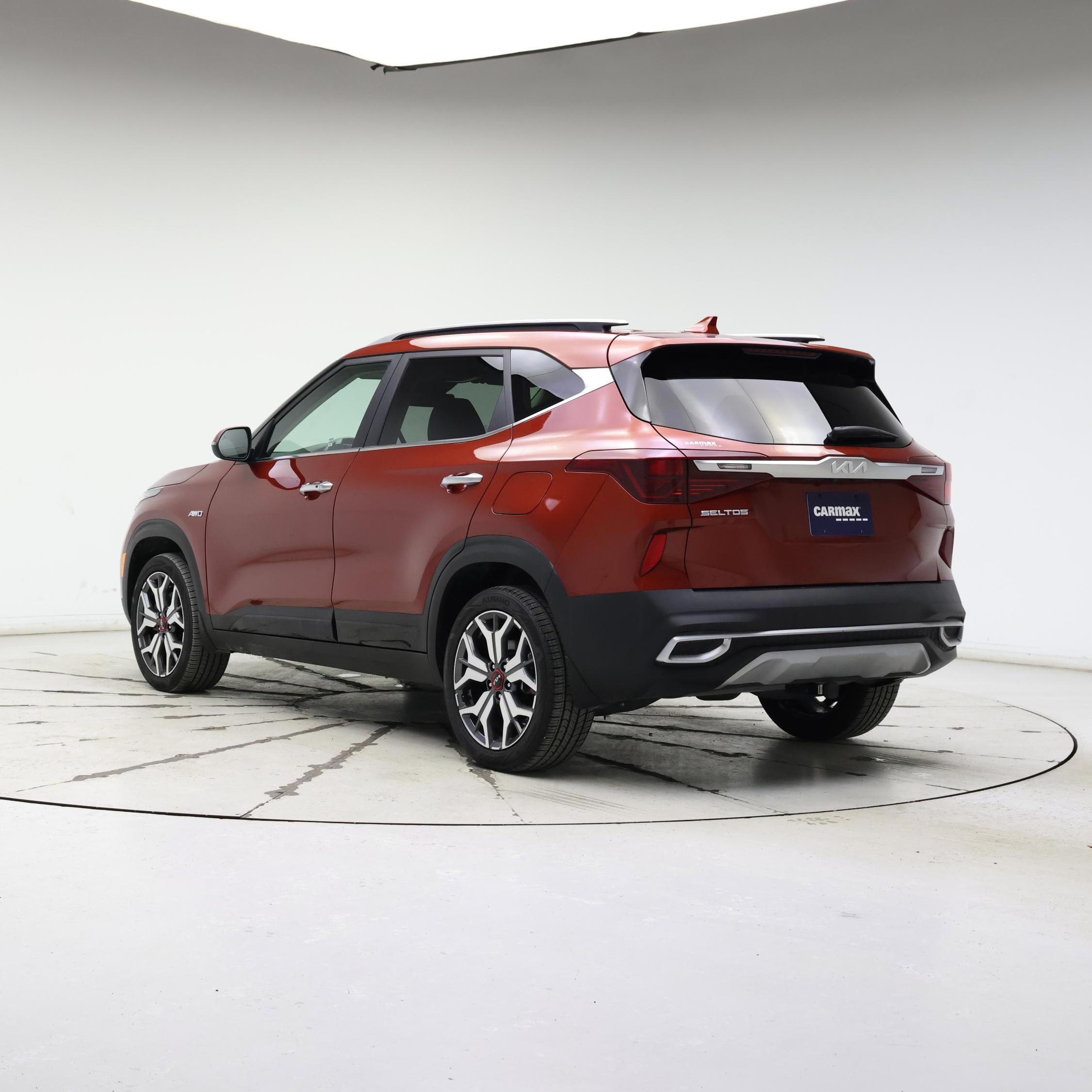 Thumbnail: 2022 Kia Seltos - 2