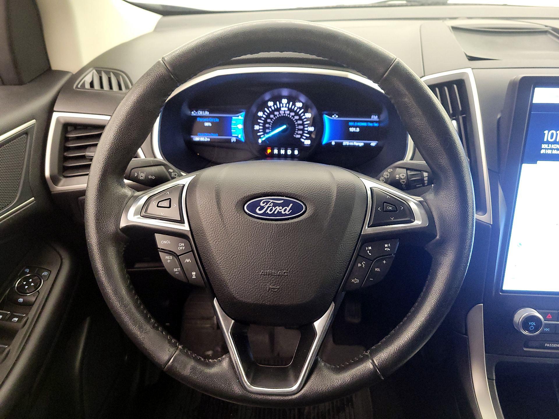 Thumbnail: 2021 Ford Edge - 10