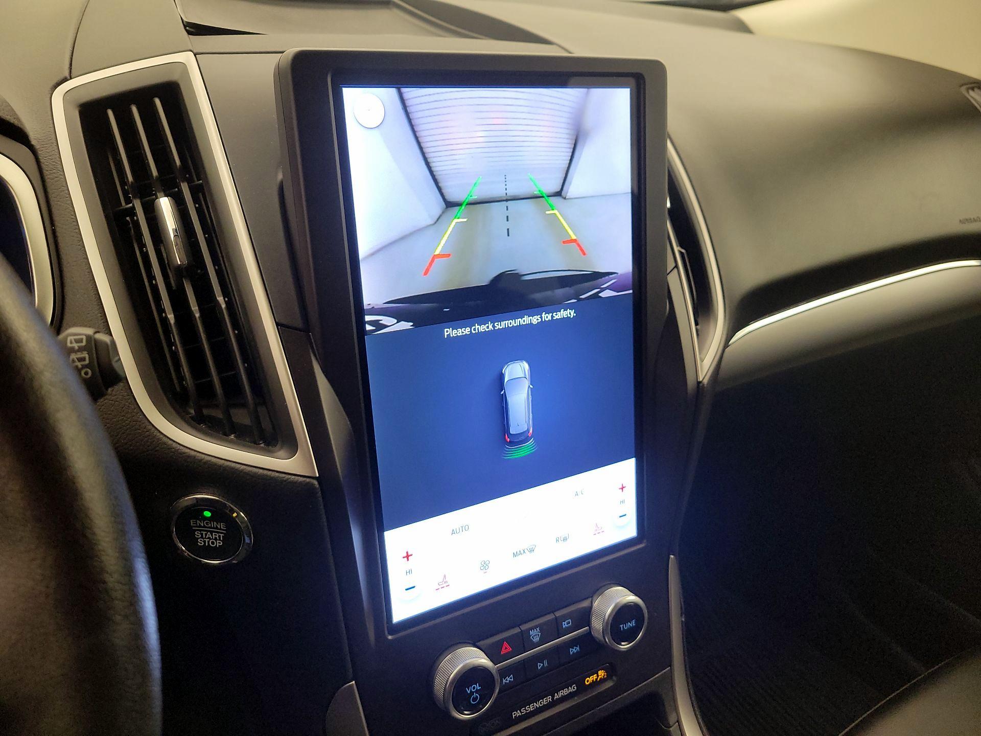 Thumbnail: 2021 Ford Edge - 15