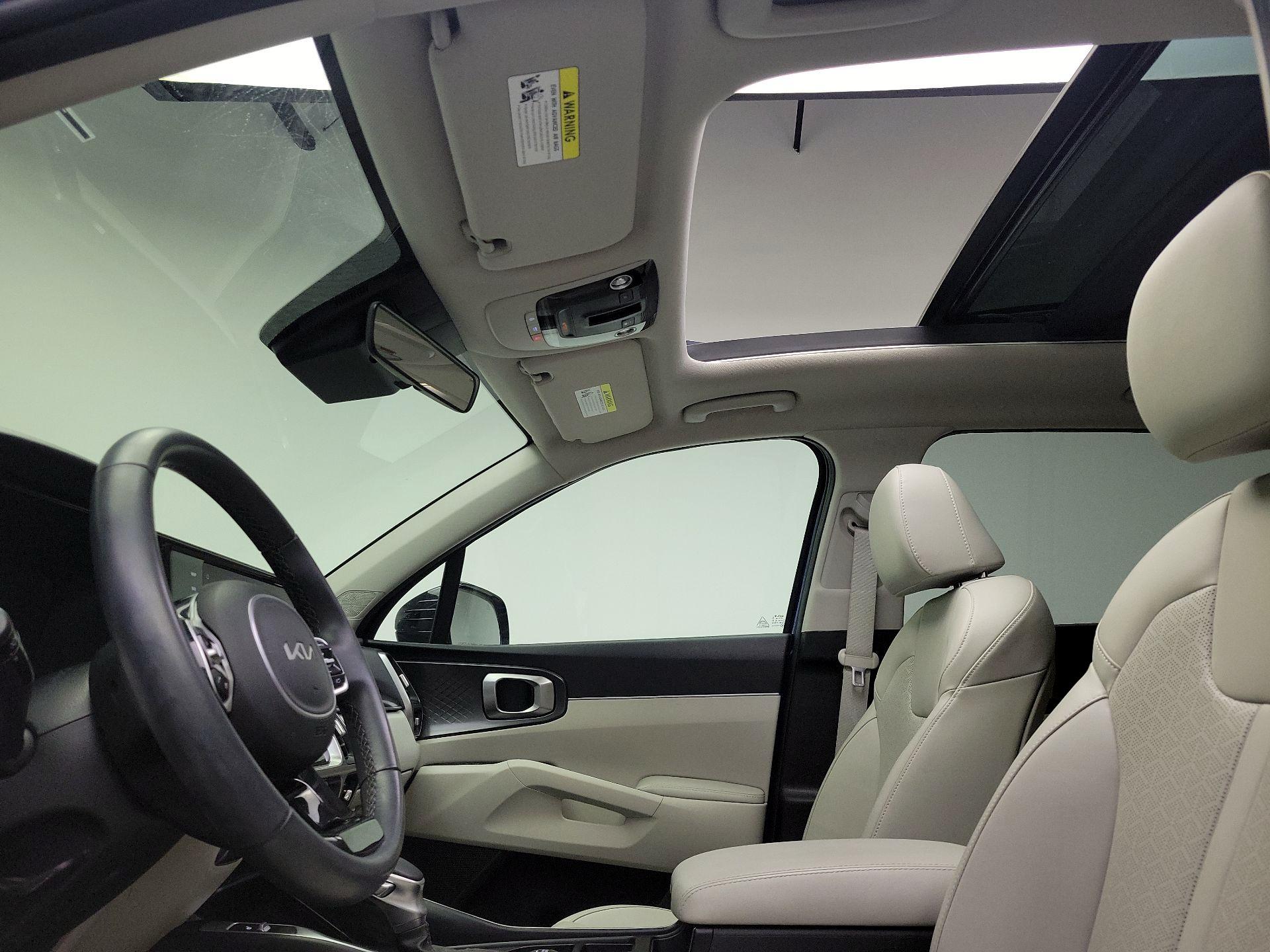 Thumbnail: 2023 Kia Sorento - 19