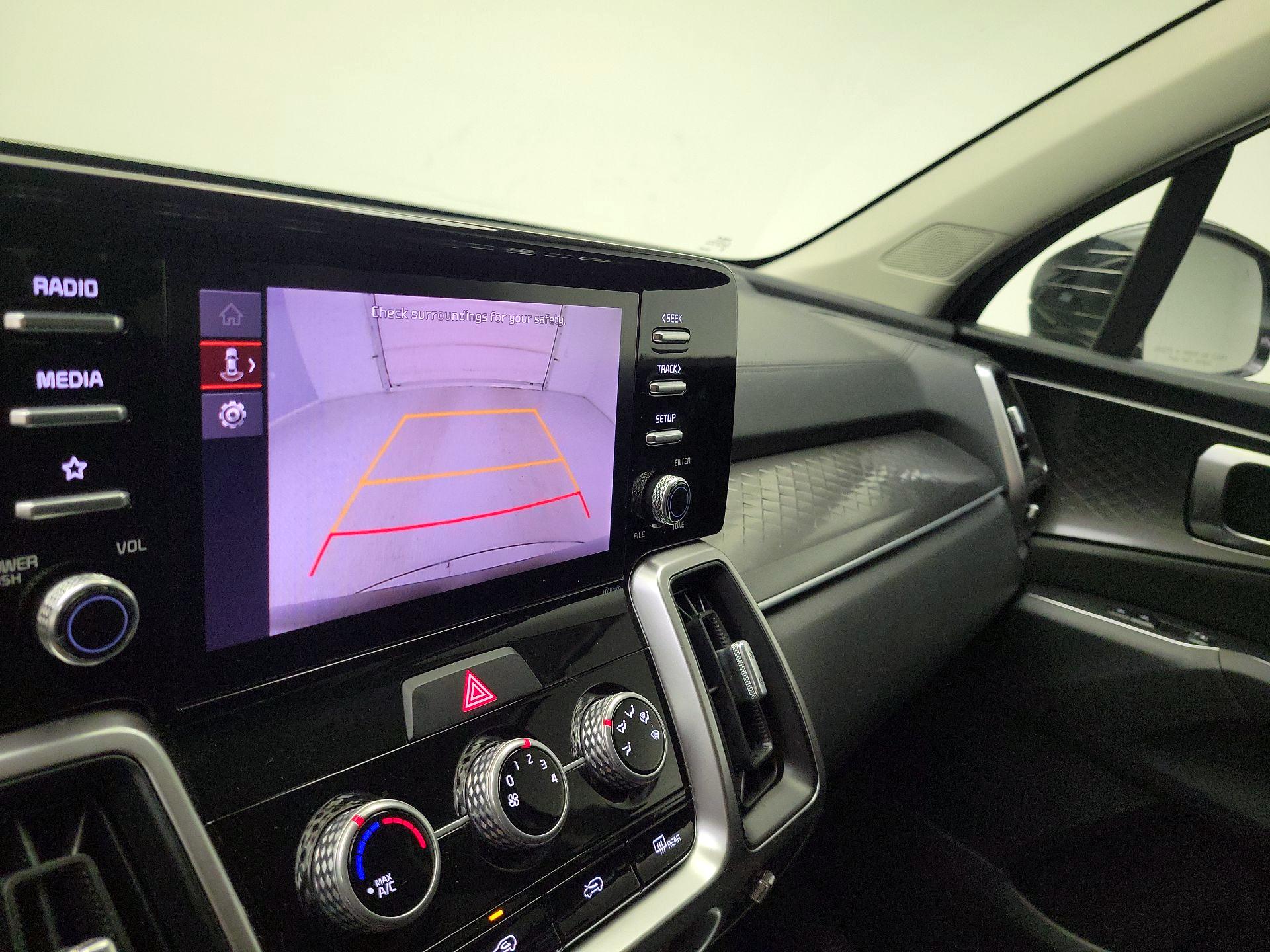 Thumbnail: 2023 Kia Sorento - 14