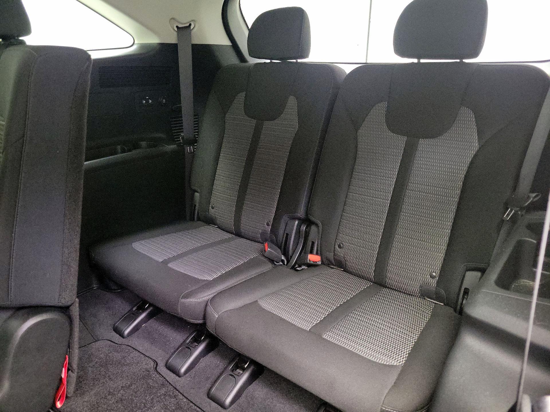 Thumbnail: 2023 Kia Sorento - 20