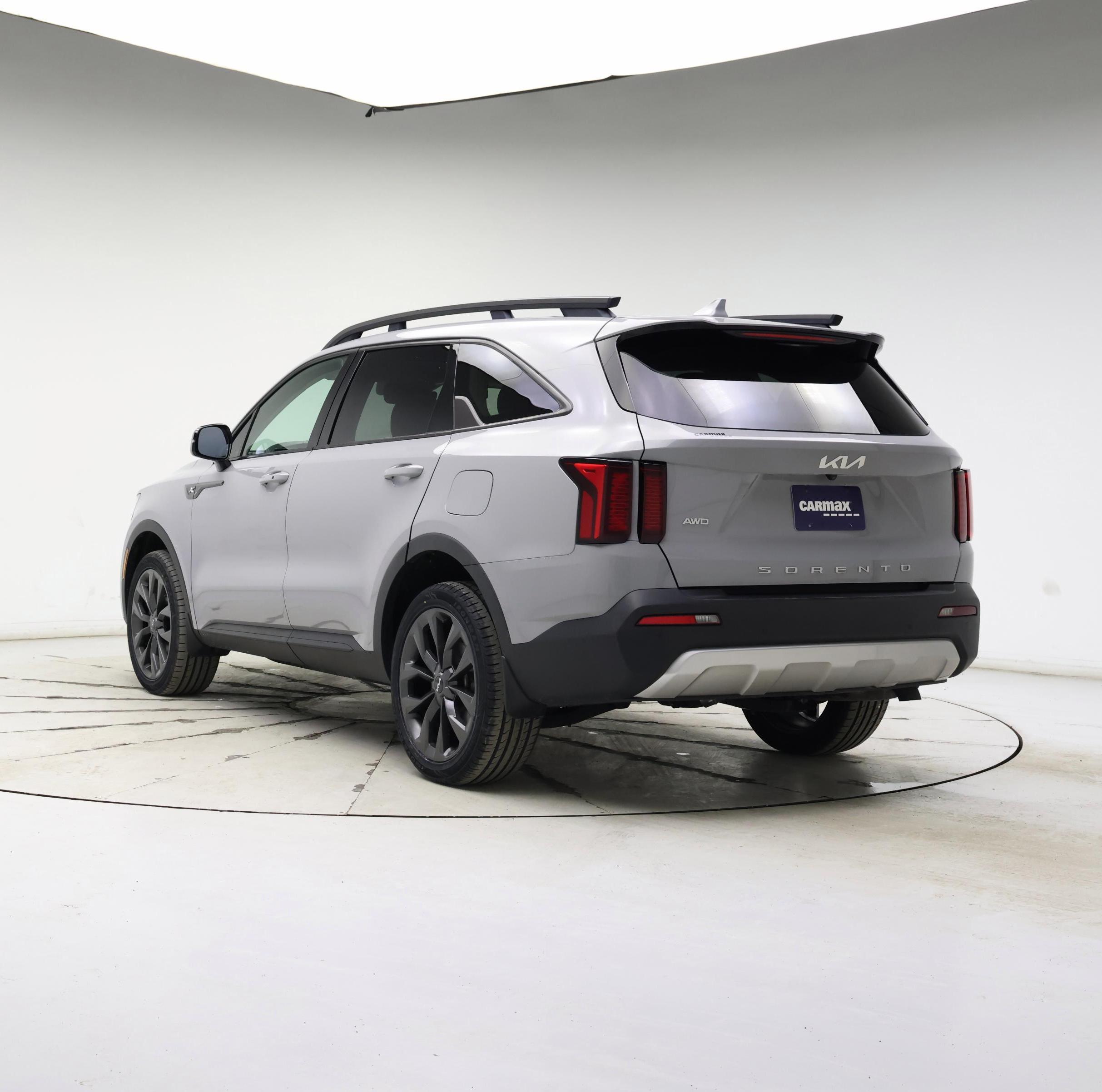 Thumbnail: 2022 Kia Sorento - 2