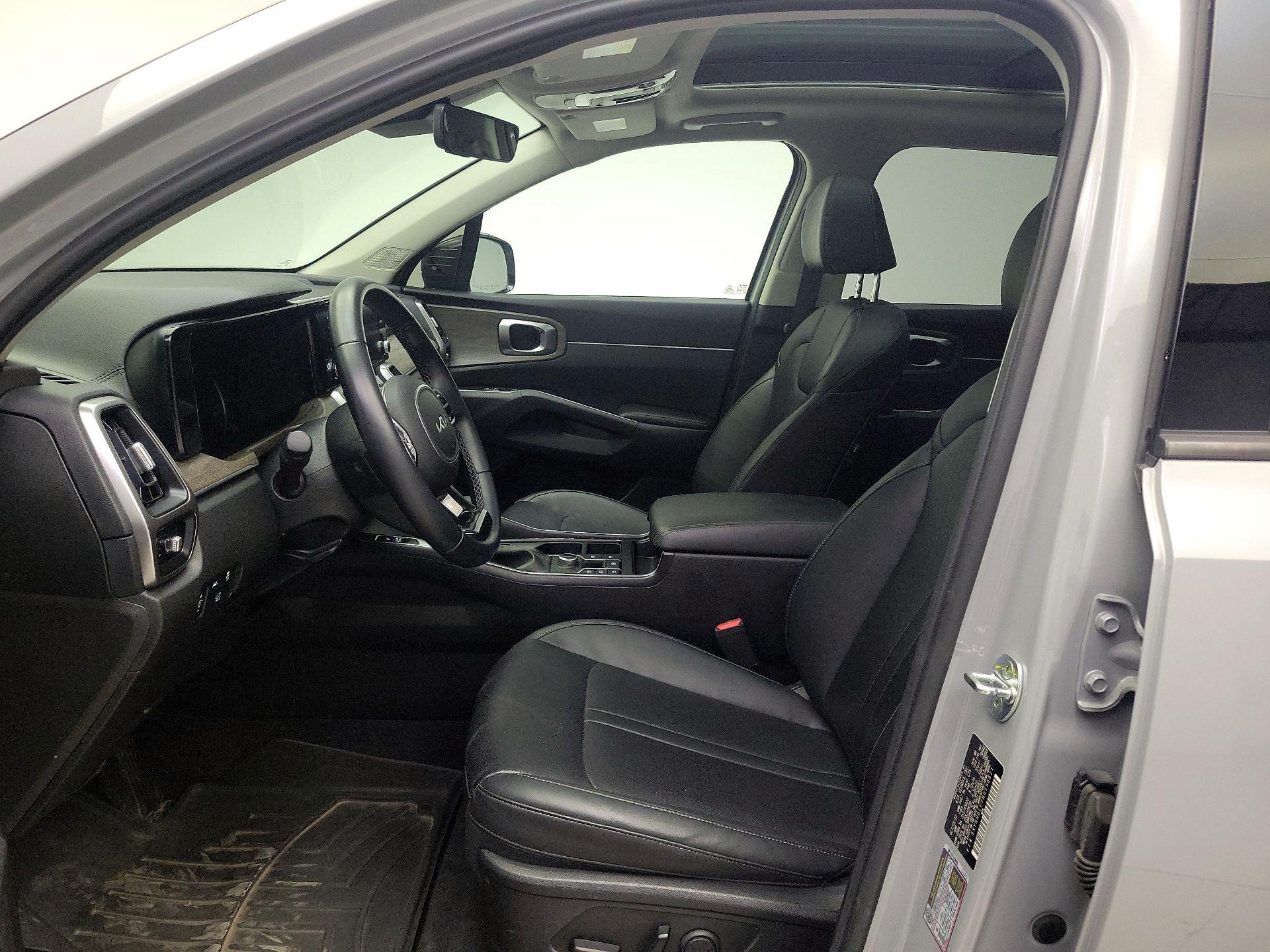 Thumbnail: 2022 Kia Sorento - 20