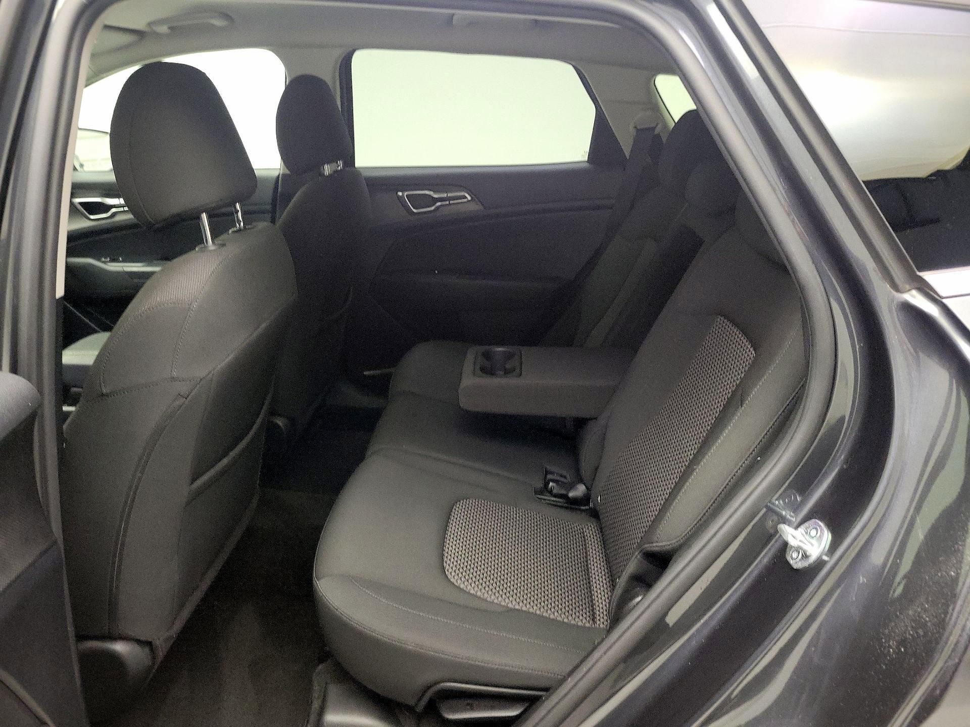 Thumbnail: 2023 Kia Sportage - 19