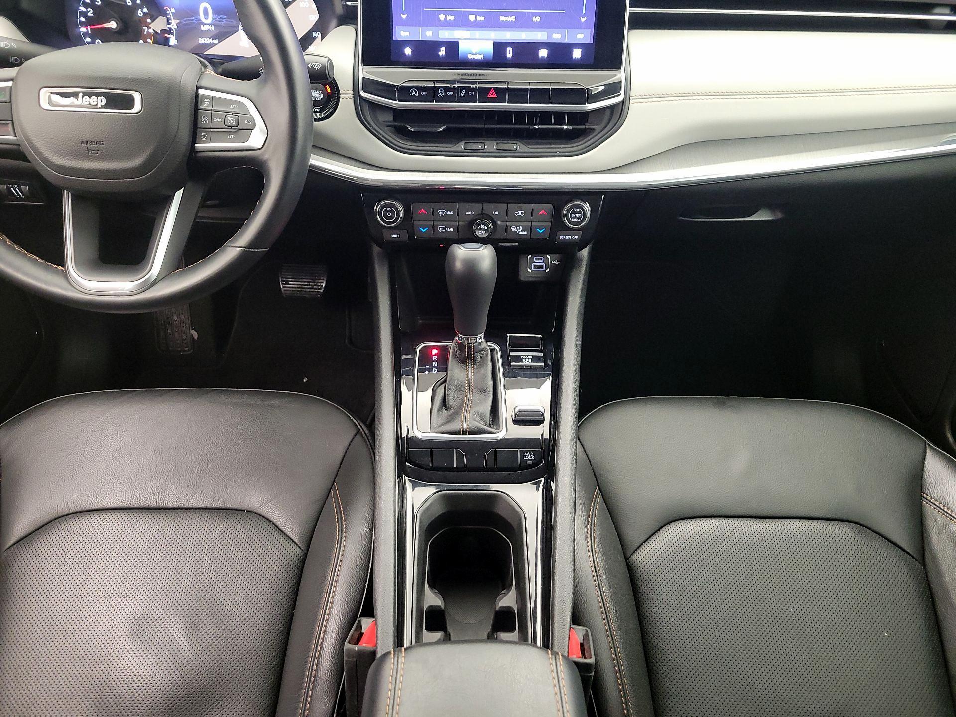 Thumbnail: 2022 Jeep Compass - 17