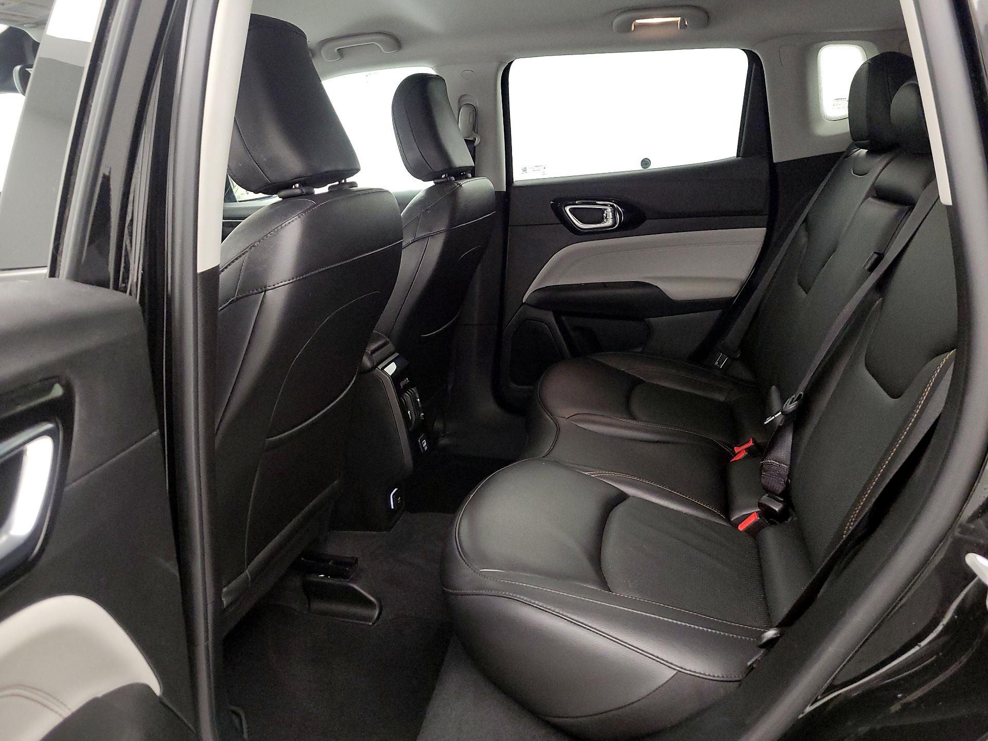 Thumbnail: 2022 Jeep Compass - 19