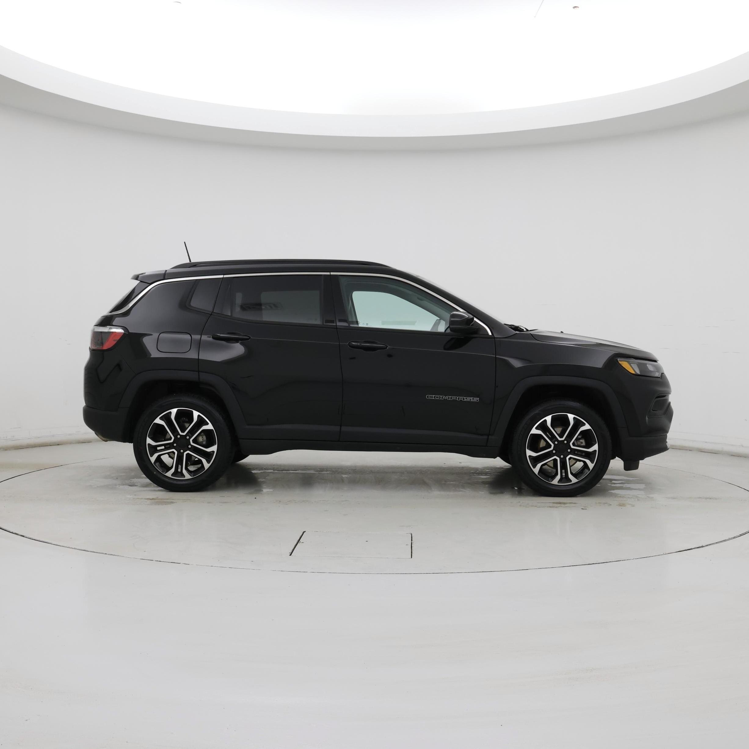 Thumbnail: 2022 Jeep Compass - 7