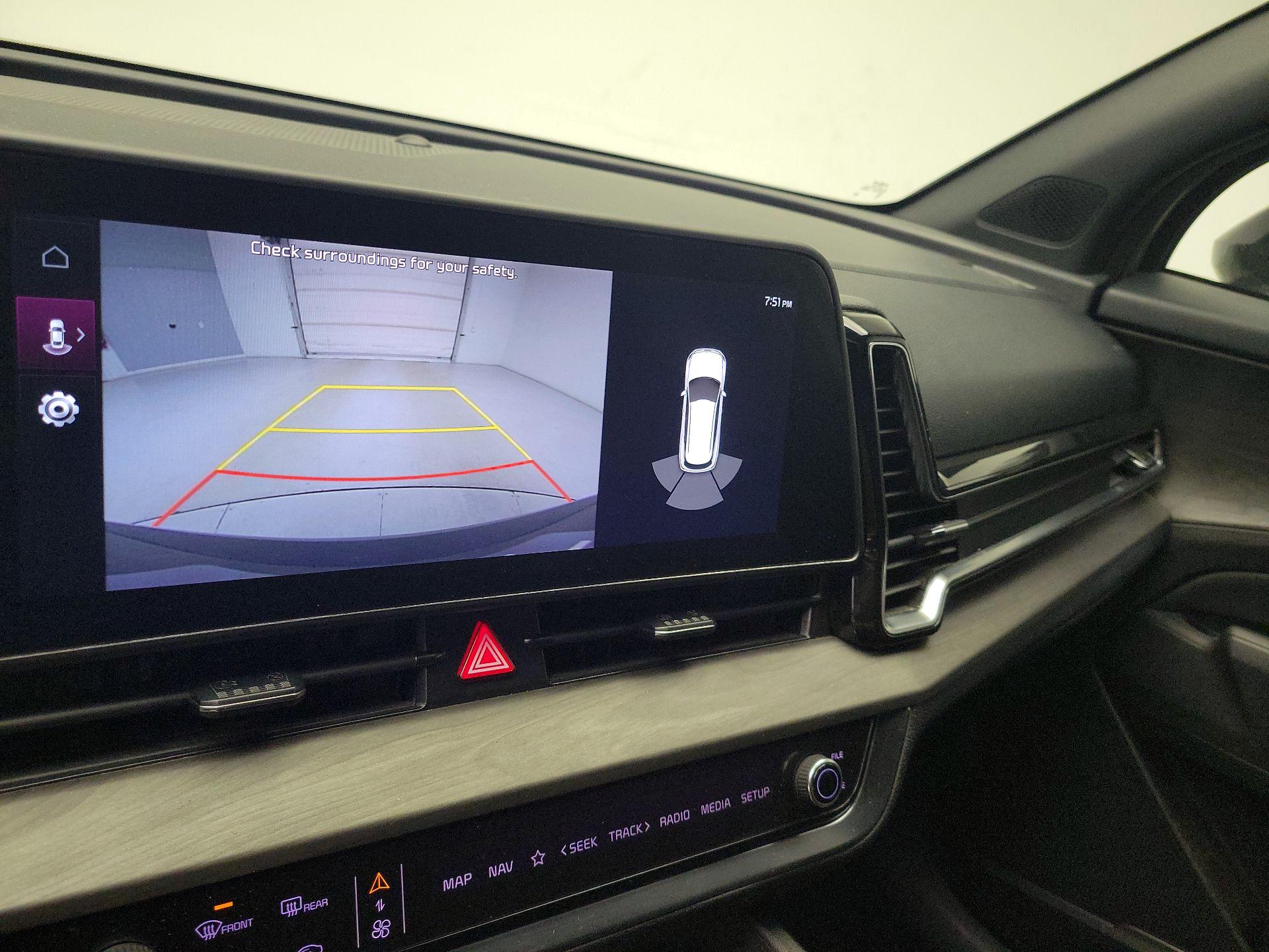 Thumbnail: 2023 Kia Sportage - 15