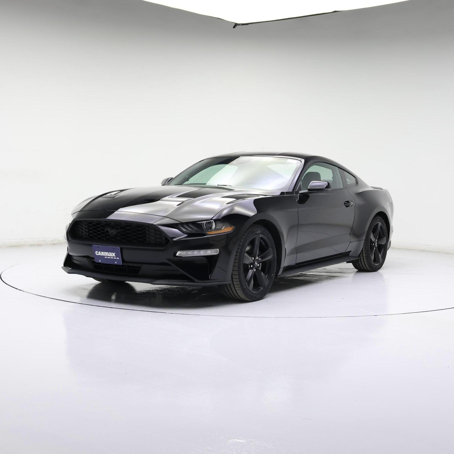 Thumbnail: 2022 Ford Mustang - 4