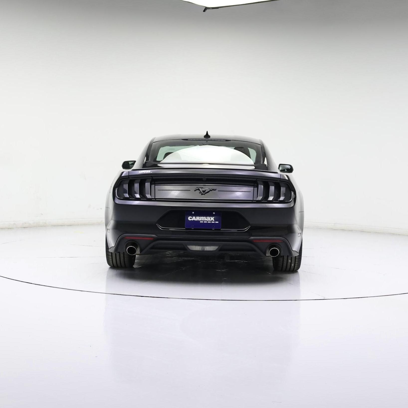 Thumbnail: 2022 Ford Mustang - 6