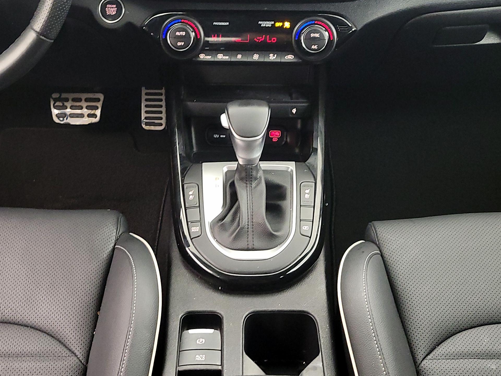 Thumbnail: 2023 Kia Forte - 18