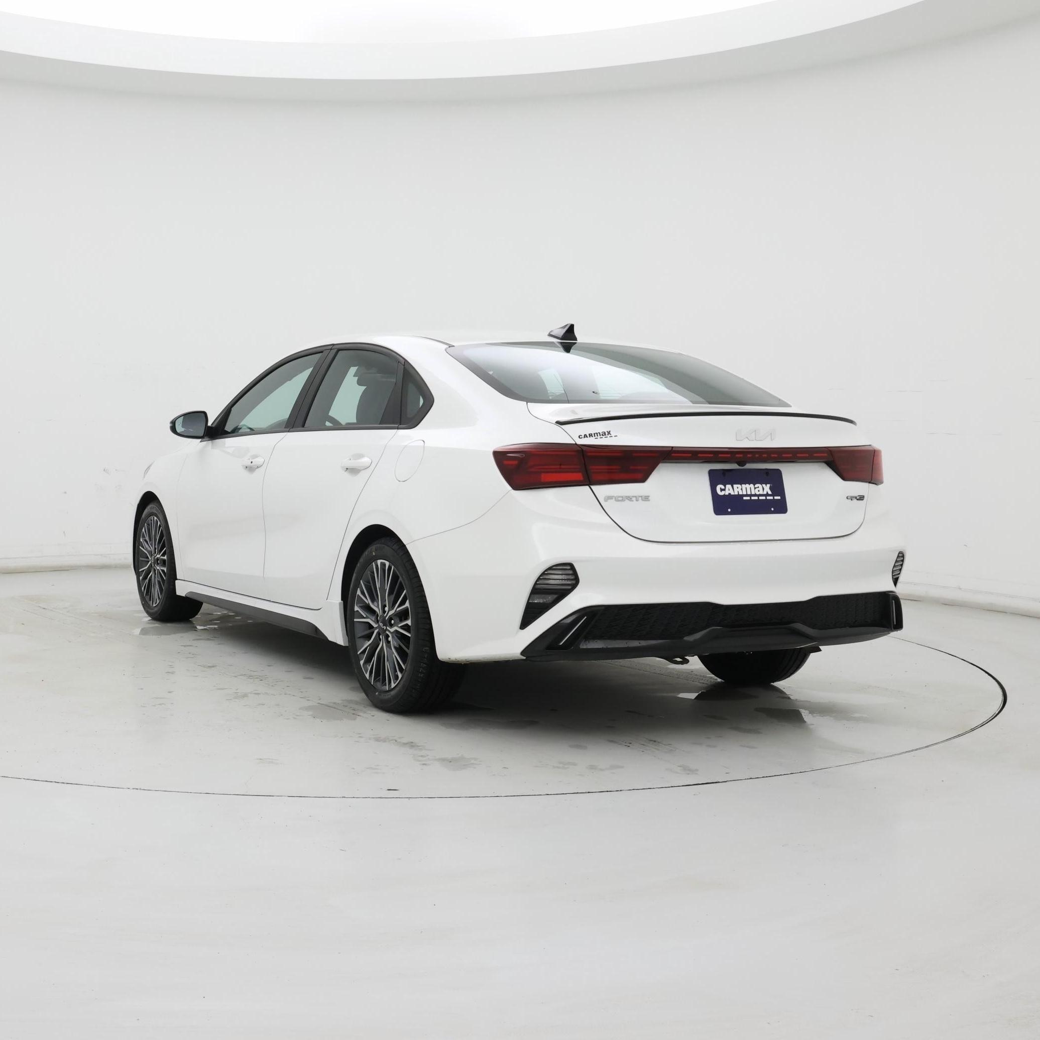 Thumbnail: 2023 Kia Forte - 2