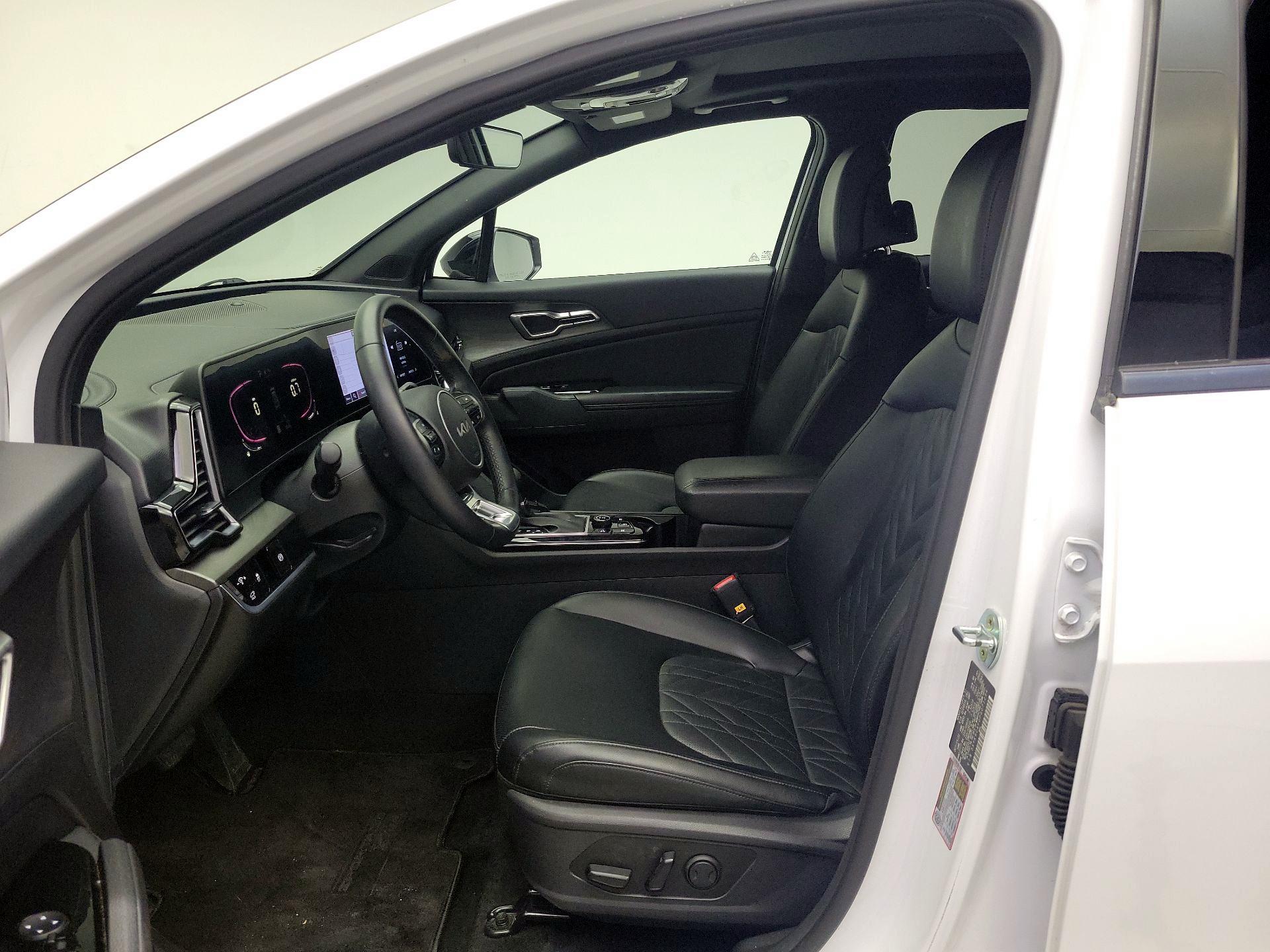 Thumbnail: 2023 Kia Sportage - 11