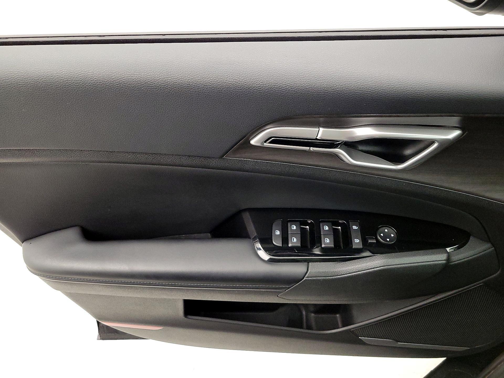 Thumbnail: 2023 Kia Sportage - 12