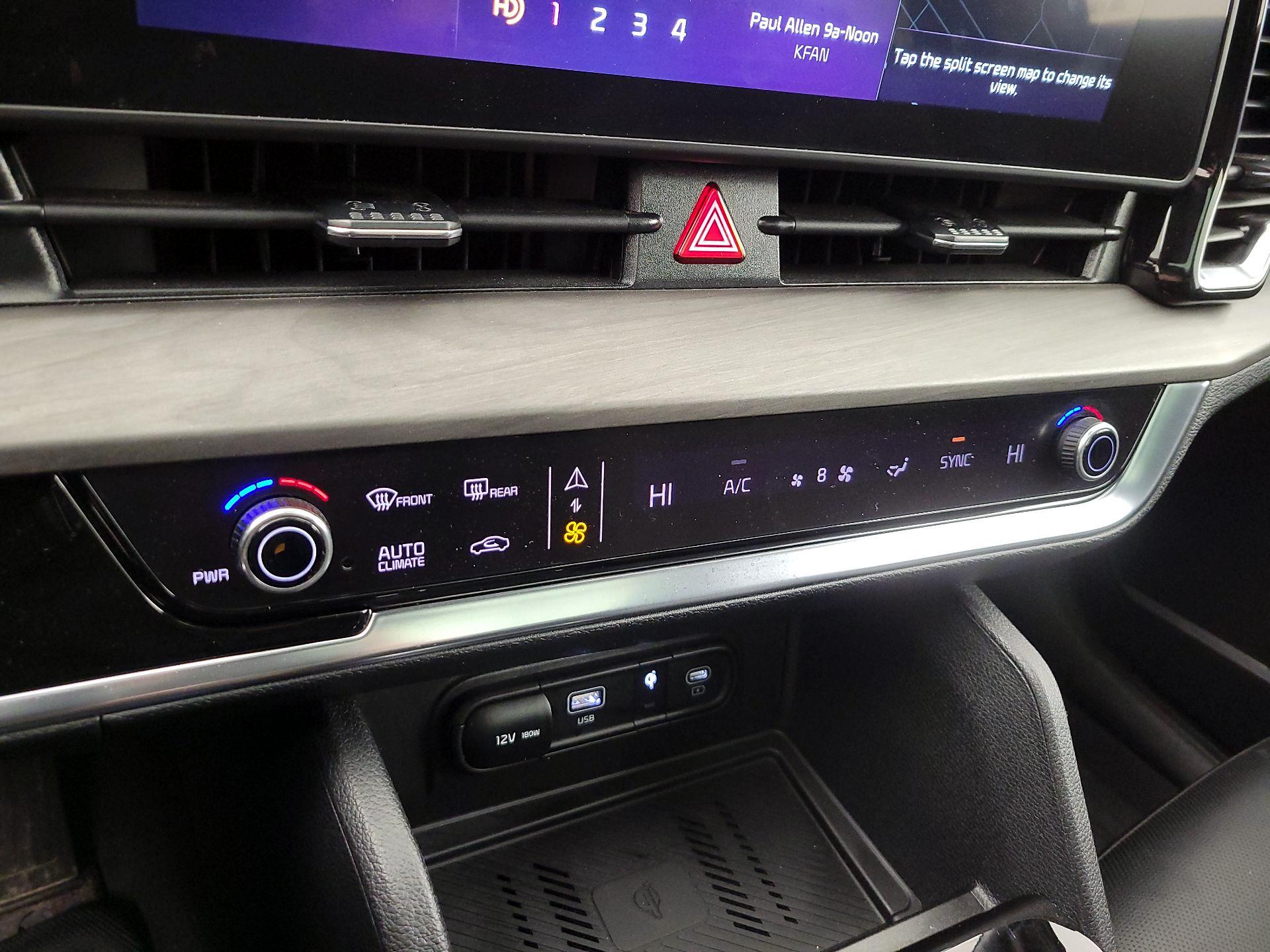 Thumbnail: 2023 Kia Sportage - 17