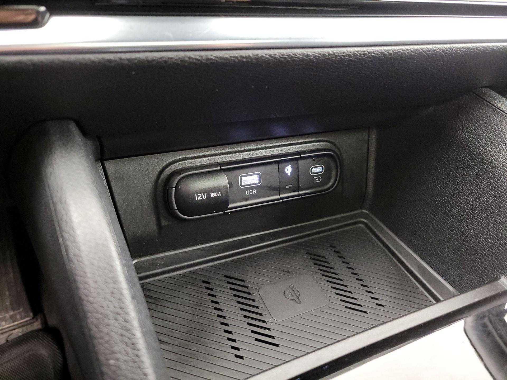 Thumbnail: 2023 Kia Sportage - 19