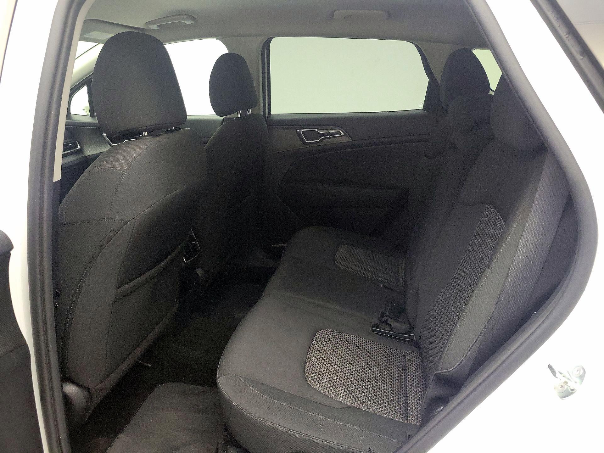 Thumbnail: 2023 Kia Sportage - 18