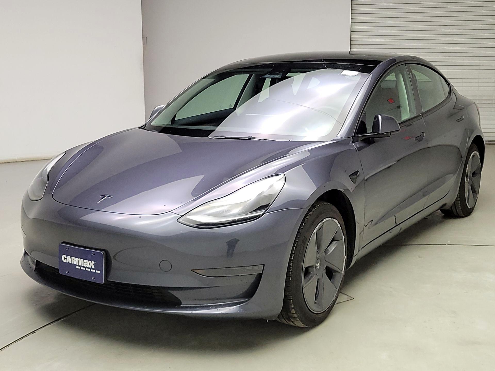 Thumbnail: 2023 Tesla Model 3 - 3