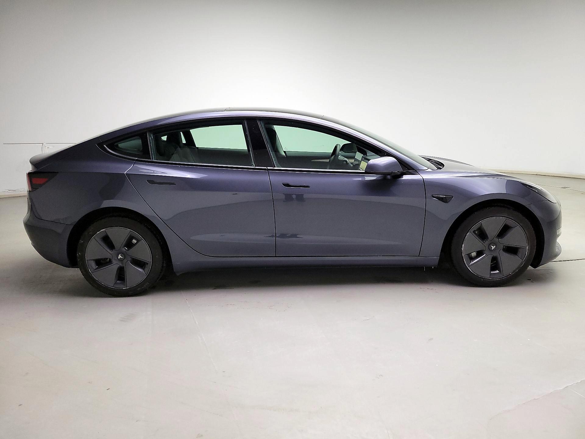 Thumbnail: 2023 Tesla Model 3 - 4