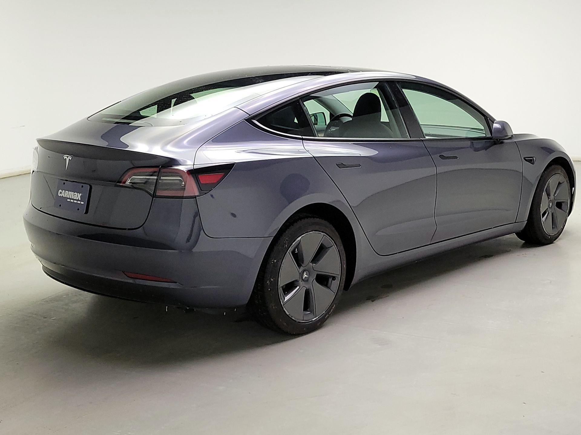 Thumbnail: 2023 Tesla Model 3 - 5