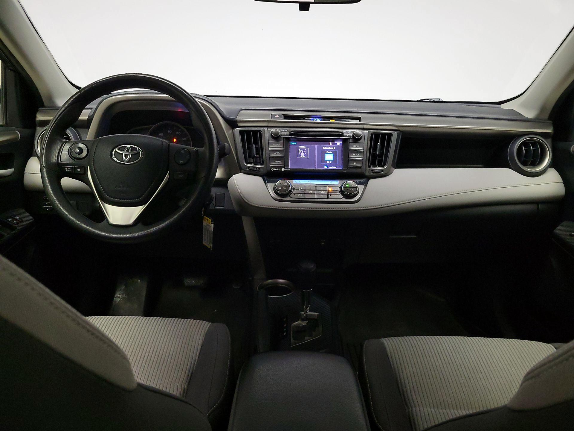 Thumbnail: 2015 Toyota RAV4 - 9